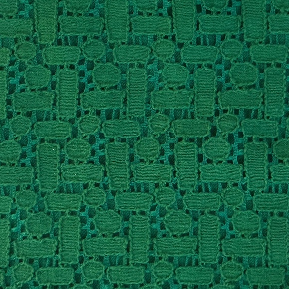 Banana Republic Emerald Green Eyelet Lace Dress, 3/4 sleeve.. Size 2 - Picture 4 of 6